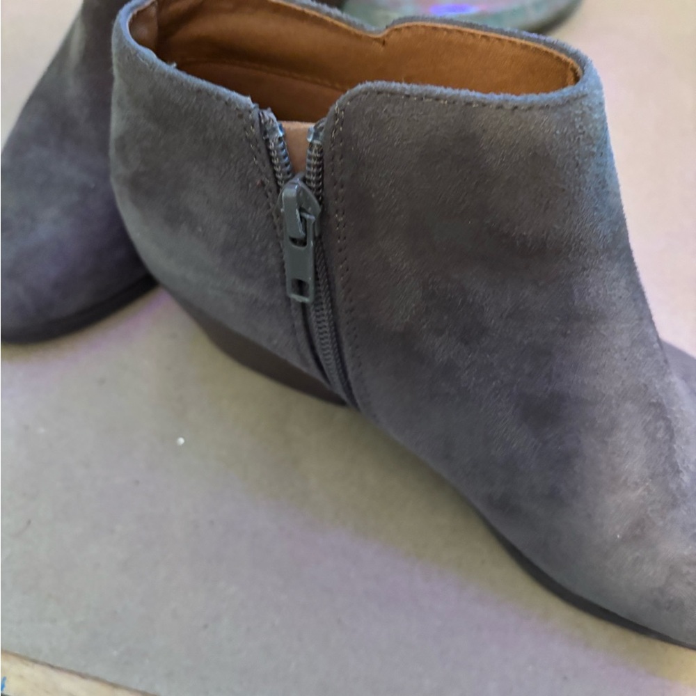 Suede Boots. Great Deal!